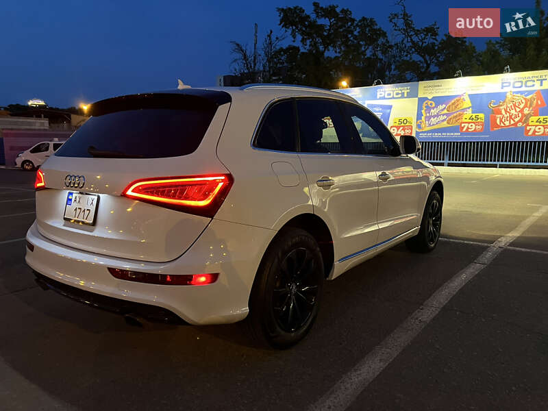 Внедорожник / Кроссовер Audi Q5 2015 в Харькове