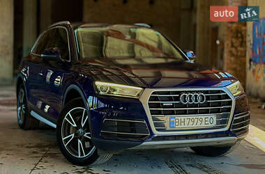 Внедорожник / Кроссовер Audi Q5 2017 в 