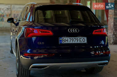 Внедорожник / Кроссовер Audi Q5 2017 в 