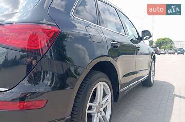 Позашляховик / Кросовер Audi Q5 2016 в 