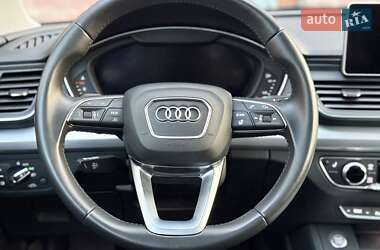 Внедорожник / Кроссовер Audi Q5 2020 в 