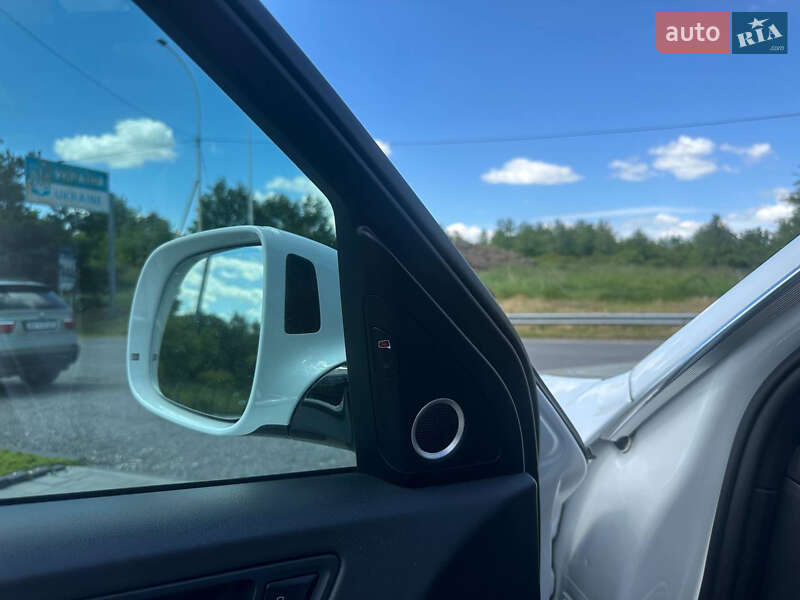 Внедорожник / Кроссовер Audi Q5 2016 в Ужгороде фото 23 Внедорожник / Кроссовер Audi Q5 2016 в Ужгороде