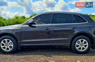 Позашляховик / Кросовер Audi Q5 2013 в 