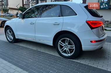 Внедорожник / Кроссовер Audi Q5 2016 в 
