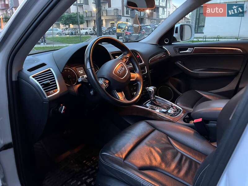 Внедорожник / Кроссовер Audi Q5 2016 в Хмельницком