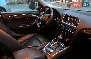 Внедорожник / Кроссовер Audi Q5 2016 в 