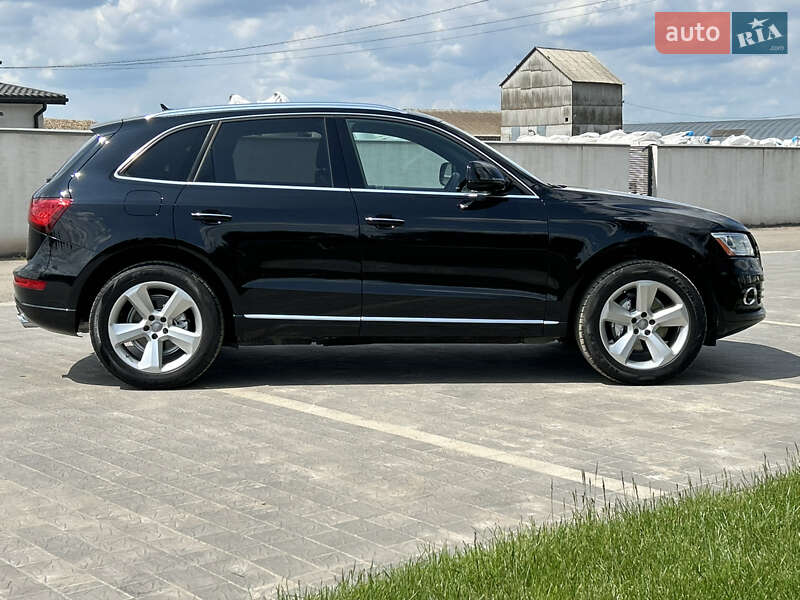Внедорожник / Кроссовер Audi Q5 2016 в Дубно