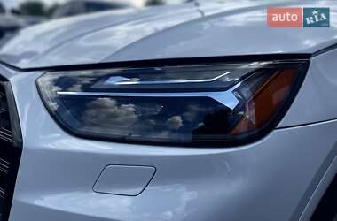 Внедорожник / Кроссовер Audi Q5 2020 в 