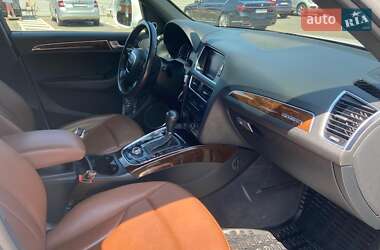 Внедорожник / Кроссовер Audi Q5 2011 в 