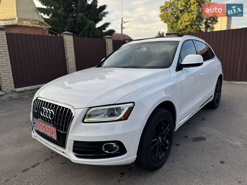 Позашляховик / Кросовер Audi Q5 2017 в Умані