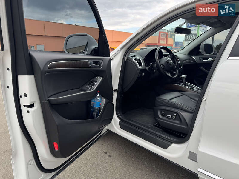 Позашляховик / Кросовер Audi Q5 2017 в Умані