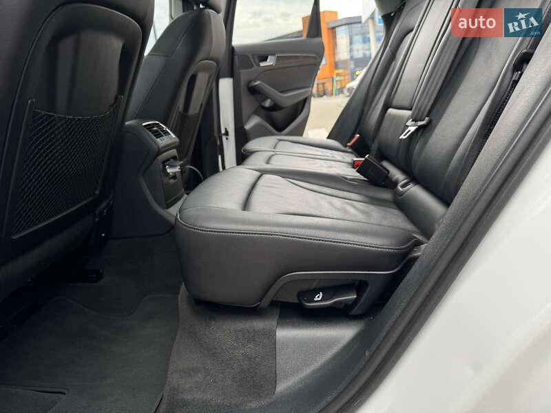 Позашляховик / Кросовер Audi Q5 2017 в Умані