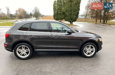 Позашляховик / Кросовер Audi Q5 2015 в 