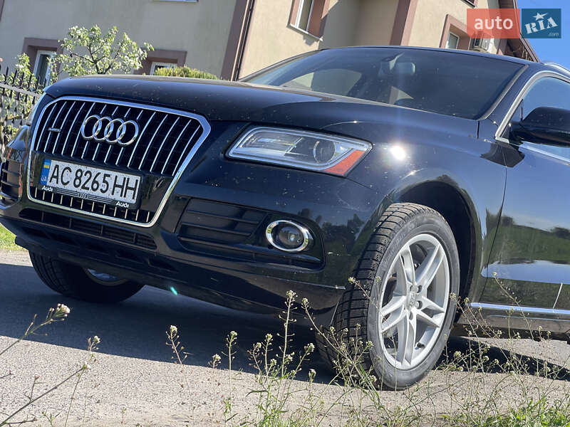 Внедорожник / Кроссовер Audi Q5 2017 в Луцке
