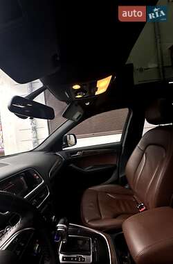 Позашляховик / Кросовер Audi Q5 2016 в 