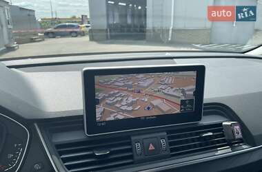 Внедорожник / Кроссовер Audi Q5 2018 в 