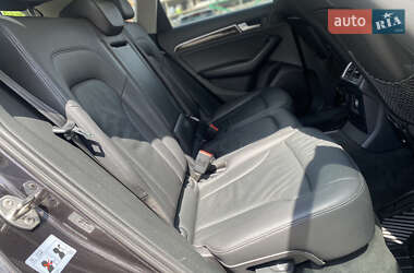 Внедорожник / Кроссовер Audi Q5 2013 в 
