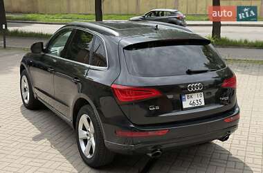 Внедорожник / Кроссовер Audi Q5 2012 в 