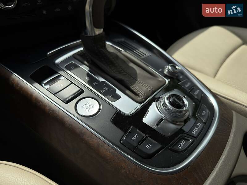 Внедорожник / Кроссовер Audi Q5 2012 в Ровно