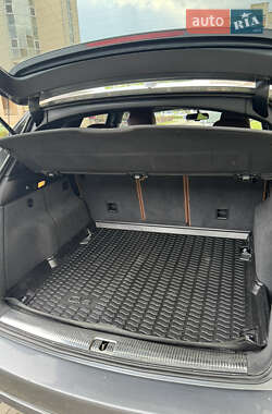 Внедорожник / Кроссовер Audi Q5 2011 в 
