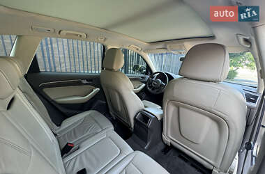 Внедорожник / Кроссовер Audi Q5 2012 в 