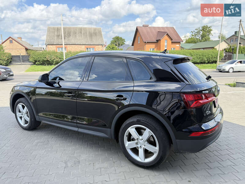 Внедорожник / Кроссовер Audi Q5 2019 в Луцке