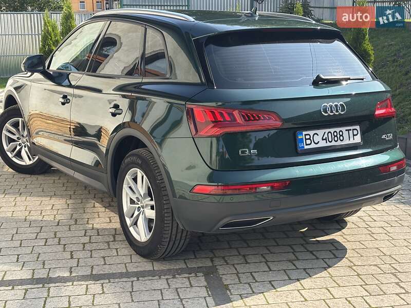 Внедорожник / Кроссовер Audi Q5 2019 в Львове