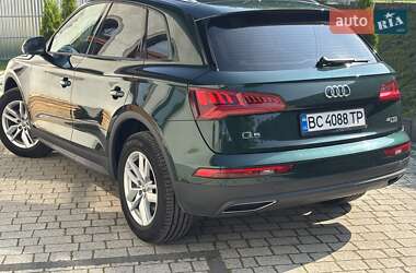 Внедорожник / Кроссовер Audi Q5 2019 в 