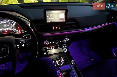 Внедорожник / Кроссовер Audi Q5 2019 в 