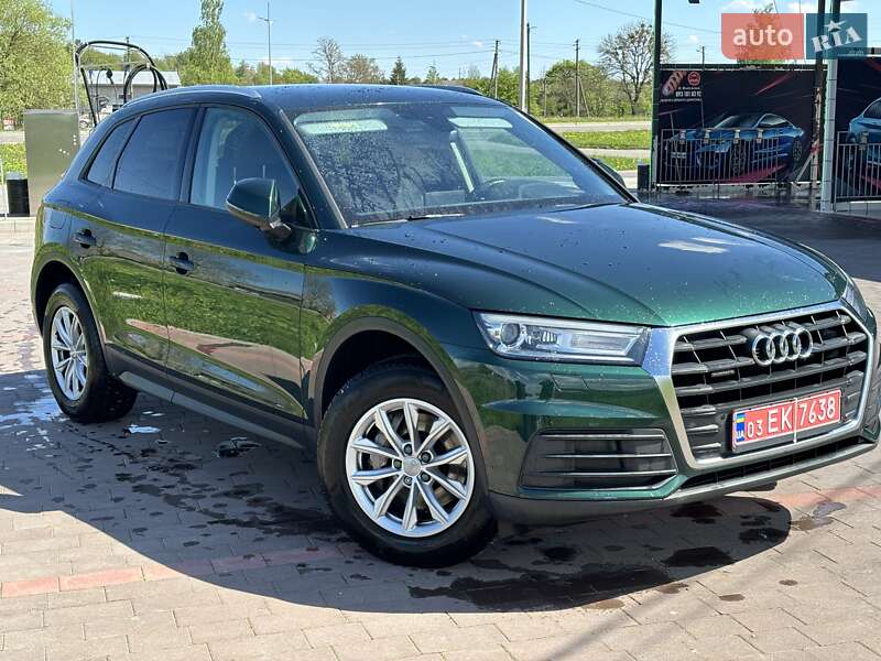 Внедорожник / Кроссовер Audi Q5 2019 в Львове