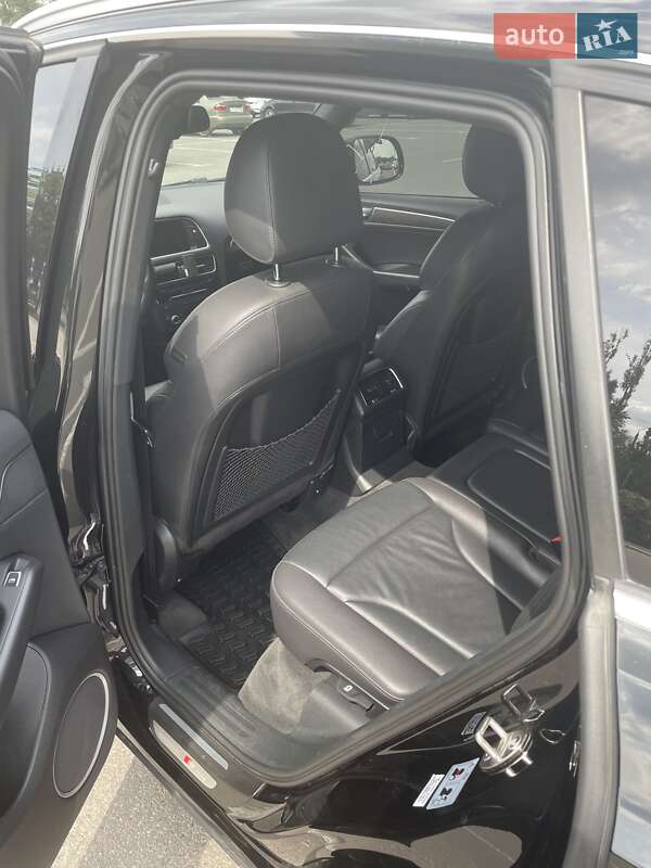 Внедорожник / Кроссовер Audi Q5 2015 в Киеве