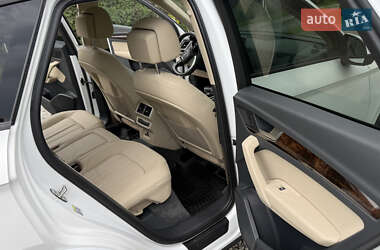 Позашляховик / Кросовер Audi Q5 2018 в 