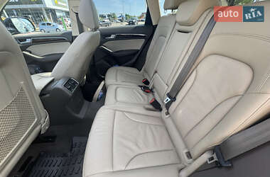Внедорожник / Кроссовер Audi Q5 2016 в 