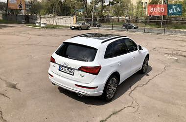 Позашляховик / Кросовер Audi Q5 2016 в 