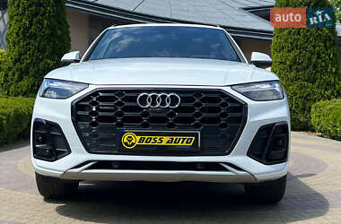 Внедорожник / Кроссовер Audi Q5 2021 в 