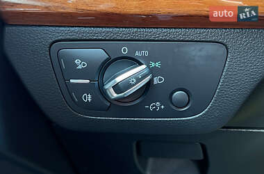 Внедорожник / Кроссовер Audi Q5 2021 в 