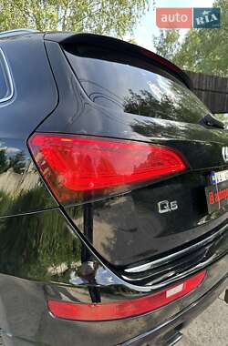 Позашляховик / Кросовер Audi Q5 2015 в 