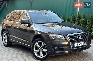 Внедорожник / Кроссовер Audi Q5 2012 в 