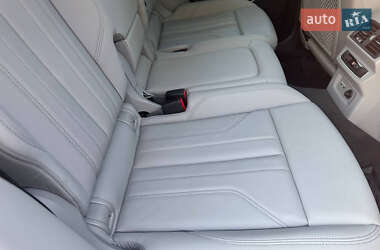 Позашляховик / Кросовер Audi Q5 2021 в 