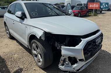 Позашляховик / Кросовер Audi Q5 2023 в 