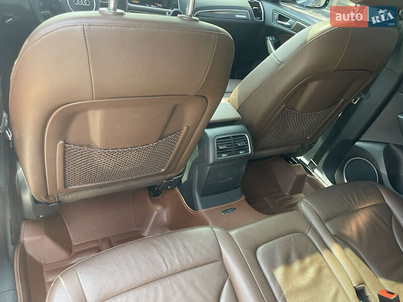 Внедорожник / Кроссовер Audi Q5 2015 в Днепре