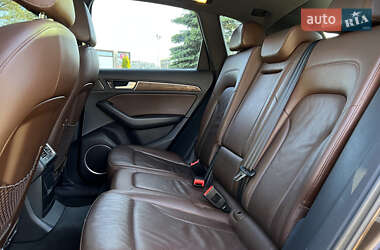 Внедорожник / Кроссовер Audi Q5 2012 в 