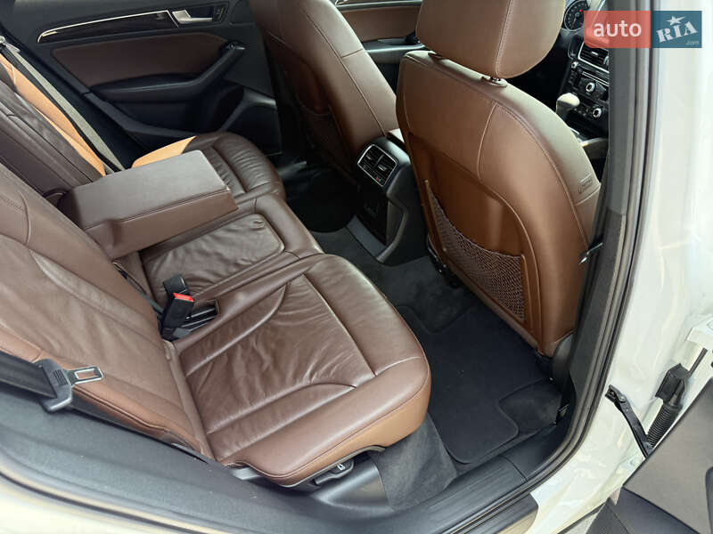 Позашляховик / Кросовер Audi Q5 2014 в Львові