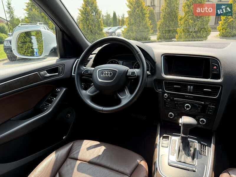 Позашляховик / Кросовер Audi Q5 2014 в Львові