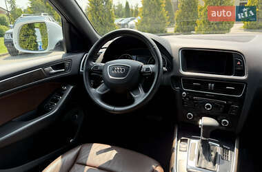 Позашляховик / Кросовер Audi Q5 2014 в 