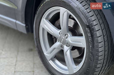 Внедорожник / Кроссовер Audi Q5 2009 в 