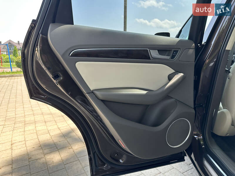 Внедорожник / Кроссовер Audi Q5 2014 в Киеве