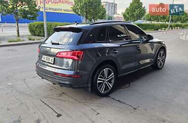 Внедорожник / Кроссовер Audi Q5 2019 в 