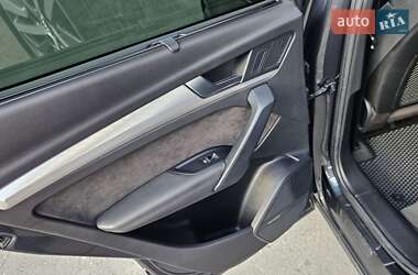 Внедорожник / Кроссовер Audi Q5 2019 в 