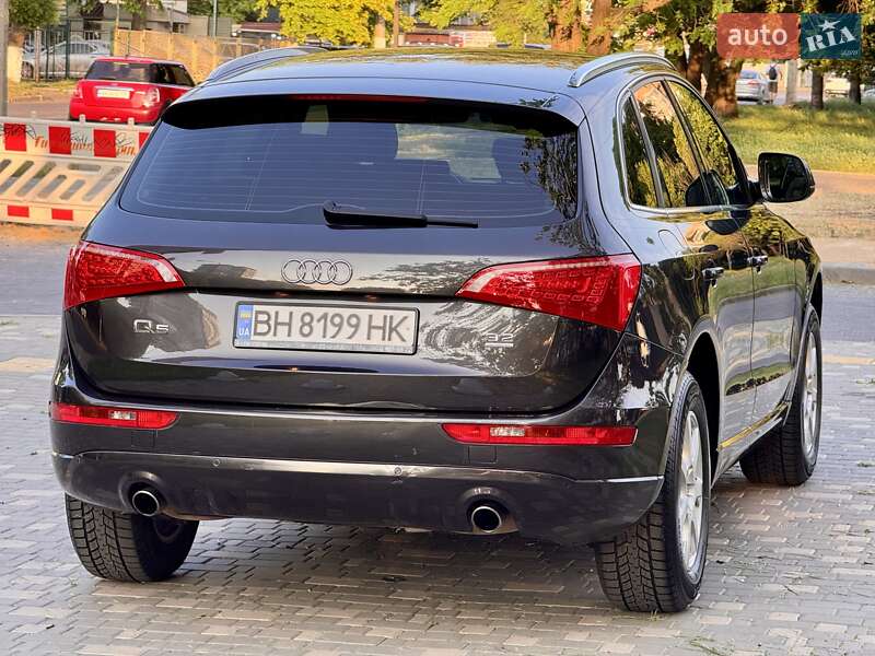 Внедорожник / Кроссовер Audi Q5 2009 в Одессе